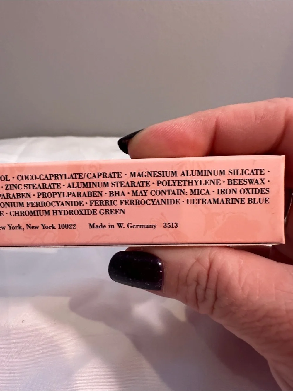 Charles of the Ritz Perfect Finish Eye Lining Pencil Raven .05 oz New